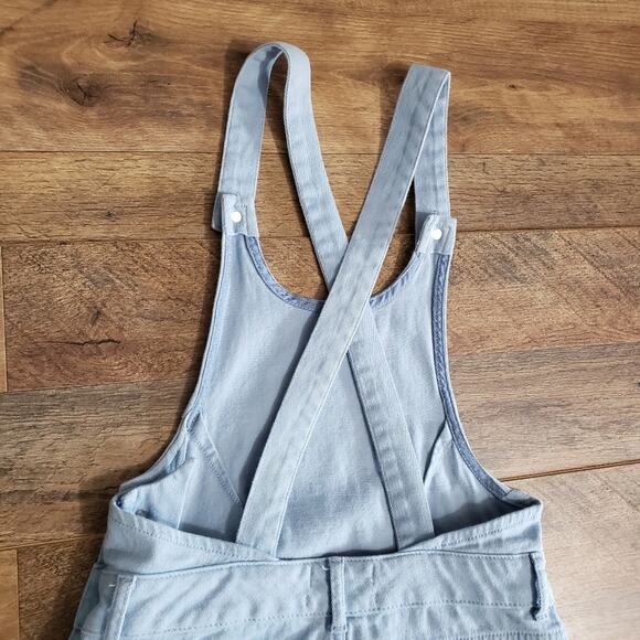 Urban Outfitters UO Kingston Light Wash Denim Criss Cross Skirtall Size 2 - Picture 9 of 11